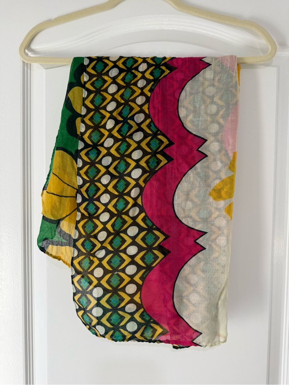 Multicolor Patterned Bath Towel - Pink, Green, Yellow